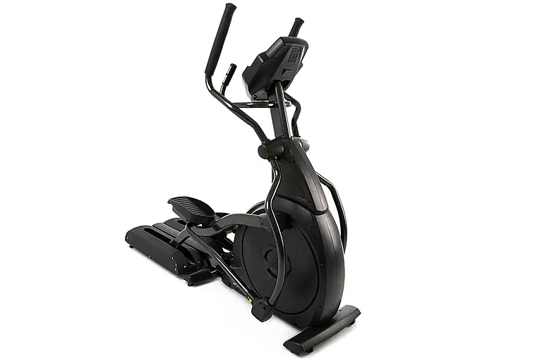 Эллиптический тренажер Spirit Fitness CE800